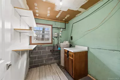 7 Jacqueline Road, Monsey, NY 10952 - Photo 32