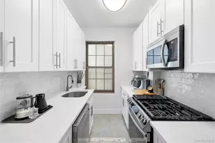 1100 Grand Concourse, Bronx, NY 10456 - Photo 6