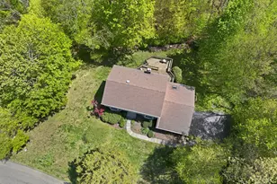 35 Woodcrest Dr, Armonk, NY 10504 - Photo 24
