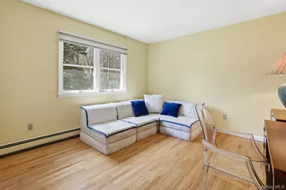 35 Woodcrest Drive, Armonk, NY 10504 - Photo 12