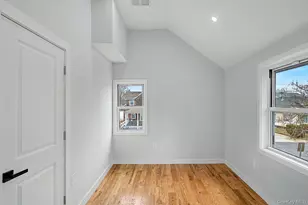 19 Westside Ave, Bay Shore, NY 11706 - Photo 20