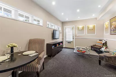 22 Delaware Avenue, Jericho, NY 11753 - Photo 14