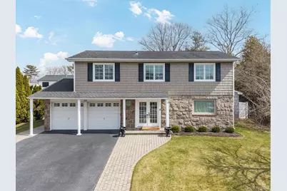 22 Delaware Avenue, Jericho, NY 11753 - Photo 2