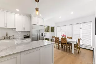 22 Delaware Ave, Jericho, NY 11753 - Photo 6