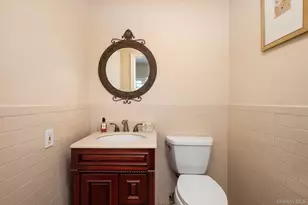 22 Delaware Ave, Jericho, NY 11753 - Photo 20