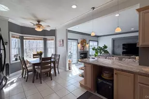 110 Willow Wood Dr, Oakdale, NY 11769 - Photo 42