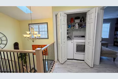 110 Willow Wood Drive, Oakdale, NY 11769 - Photo 40