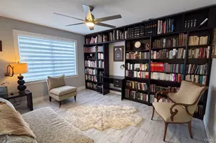 110 Willow Wood Dr, Oakdale, NY 11769 - Photo 36