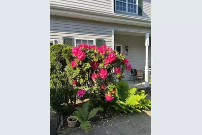 110 Willow Wood Drive, Oakdale, NY 11769 - Photo 2