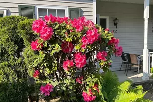 110 Willow Wood Dr, Oakdale, NY 11769 - Photo 2