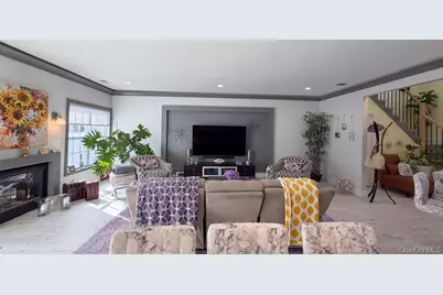 110 Willow Wood Drive, Oakdale, NY 11769 - Photo 10