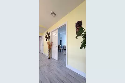 110 Willow Wood Drive, Oakdale, NY 11769 - Photo 16