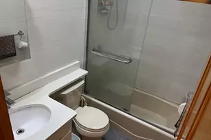 70-10 172nd St, Fresh Meadows, NY 11365 - Photo 14