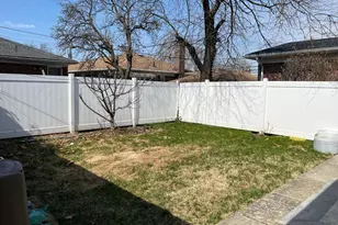 70-10 172nd St, Fresh Meadows, NY 11365 - Photo 20