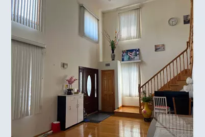 70-10 172nd Street, Fresh Meadows, NY 11365 - Photo 2