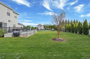 20 Dogwood Ln, East Moriches, NY 11940 - Photo 32