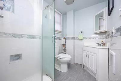 15 Alexander Drive, Syosset, NY 11791 - Photo 10