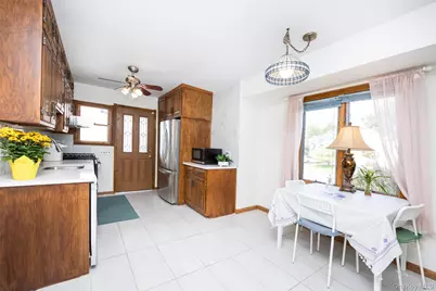 15 Alexander Drive, Syosset, NY 11791 - Photo 4