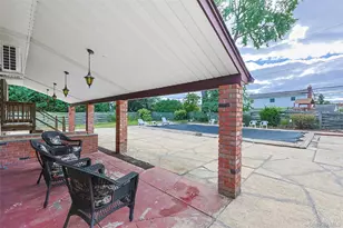 15 Alexander Dr, Syosset, NY 11791 - Photo 14