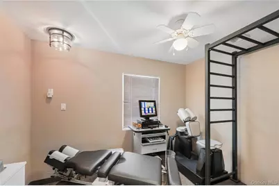 714 Park Ave, Long Beach, NY 11561 - Photo 16