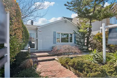 714 Park Ave, Long Beach, NY 11561 - Photo 2
