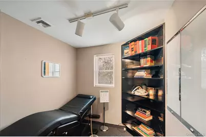 714 Park Ave, Long Beach, NY 11561 - Photo 10