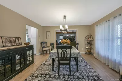 4 Apple Lane, Wading River, NY 11792 - Photo 6