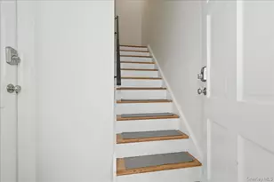 7 Anchorage Rd, Port Washington, NY 11050 - Photo 20