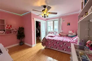 381 Marguerite Ave, Floral Park, NY 11001 - Photo 8