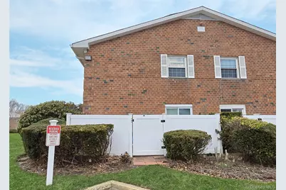 460 Old Town Road #5B, Port Jefferson Station, NY 11772 - Photo 12