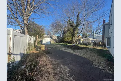 1661 Prospect Avenue, East Meadow, NY 11554 - Photo 2