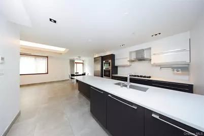 198 Grand Street, New York, NY 10013 - Photo 22
