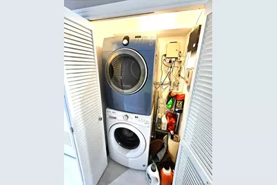 120-19 Ketch Court, College Point, NY 11356 - Photo 16