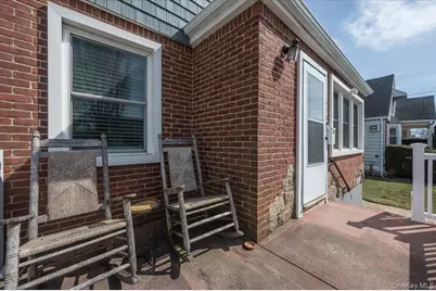 610 Monroe Boulevard, Long Beach, NY 11561 - Photo 2