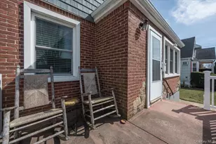 610 Monroe Blvd, Long Beach, NY 11561 - Photo 2