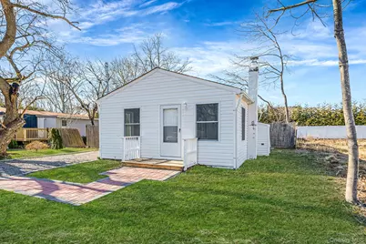 42 Oak Drive, Riverhead, NY 11901 - Photo 1