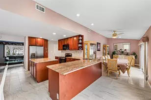 3634 Summer Dr, Wantagh, NY 11793 - Photo 10