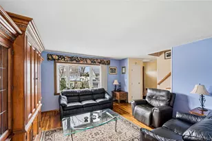 3634 Summer Dr, Wantagh, NY 11793 - Photo 4