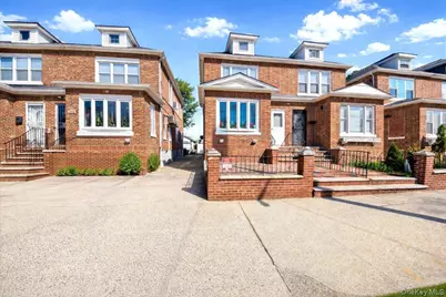 2734 Pearsall Avenue, Bronx, NY 10469 - Photo 20