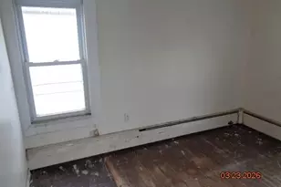 19 E 10th Rd, Far Rockaway, NY 11693 - Photo 6