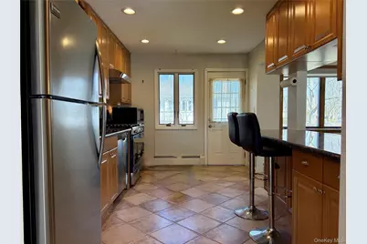 14 Glendale Drive, Melville, NY 11747 - Photo 8