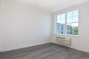 56 Prospect St, Yonkers, NY 10701 - Photo 4