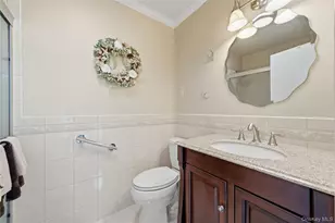 282 Helm Ln, Bay Shore, NY 11706 - Photo 28