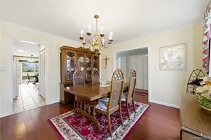 282 Helm Ln, Bay Shore, NY 11706 - Photo 6