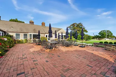 282 Helm Lane, Bay Shore, NY 11706 - Photo 44