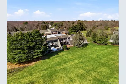 282 Helm Lane, Bay Shore, NY 11706 - Photo 40