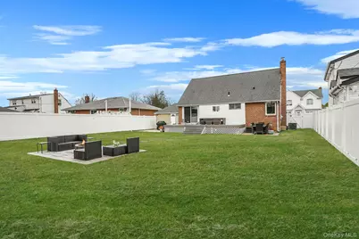 78 Emerson Avenue, Levittown, NY 11756 - Photo 26