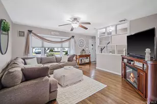 78 Emerson Ave, Levittown, NY 11756 - Photo 4