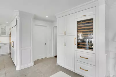 10 Beech Road, Islip, NY 11751 - Photo 14