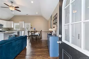 52 Hewlett Dr, Sound Beach, NY 11789 - Photo 4